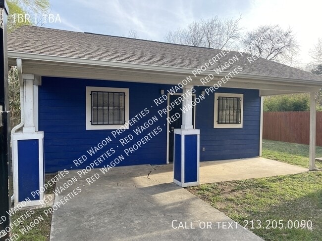 Building Photo - 236 E Dullnig Ct