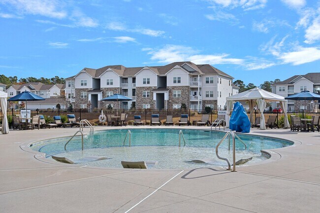 Foto del edificio - Hawthorne at the Bend