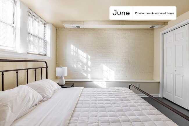 Photo - Room in Shared 4 bed/2 bath home