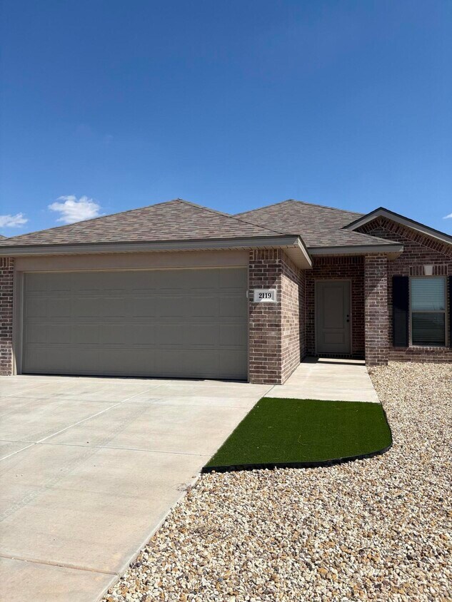 Foto principal - 2119 Langford Ave