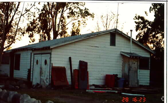 Foto principal - 18406-18408 San Bernardino Ave