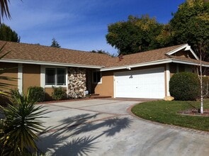 Building Photo - 22316 Barbacoa Dr