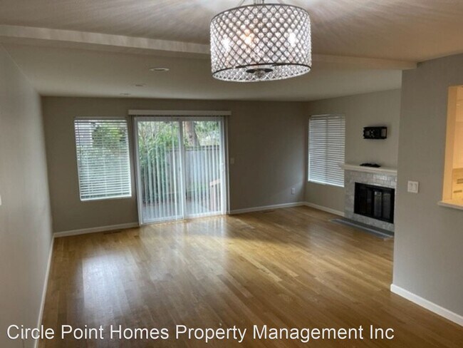 Building Photo - 3 br, 3 bath House - 1550 NW 195th St #112