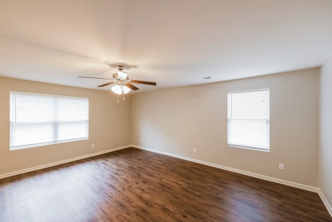 Building Photo - 4 Bedroom Home in Calera!