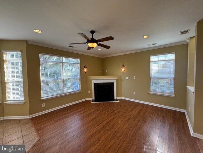 Foto del edificio - 400 Kintyre Ln