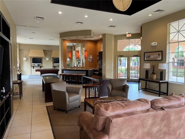Foto del edificio - 5500 Metrowest Blvd