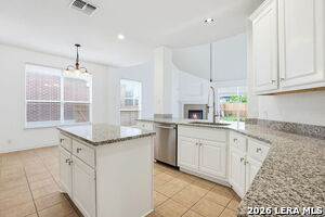 Building Photo - 3415 Highline Tr