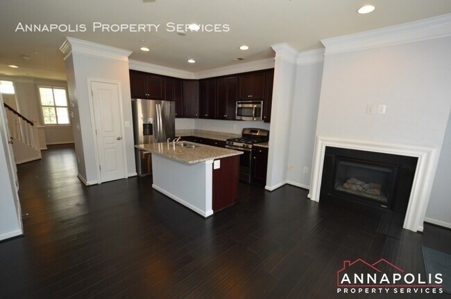 Building Photo - 28 boucher place