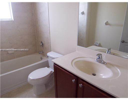 Foto del edificio - 9021 SW 227th St