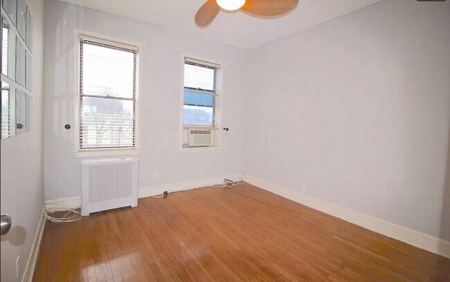 Building Photo - 203 Harrison Ave