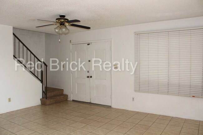 Building Photo - 600 S Dobson Rd