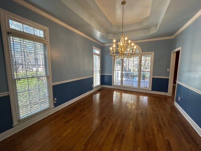 Building Photo - 402 Allendale Ln: 4BR, 3.5BA home with gra...