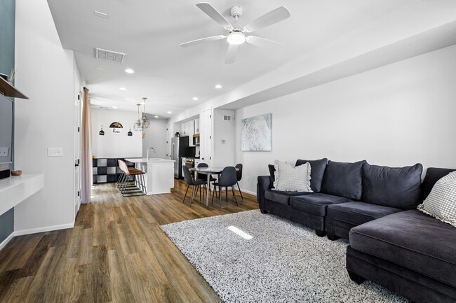 Photo - 1623 S Andes Cir Townhome