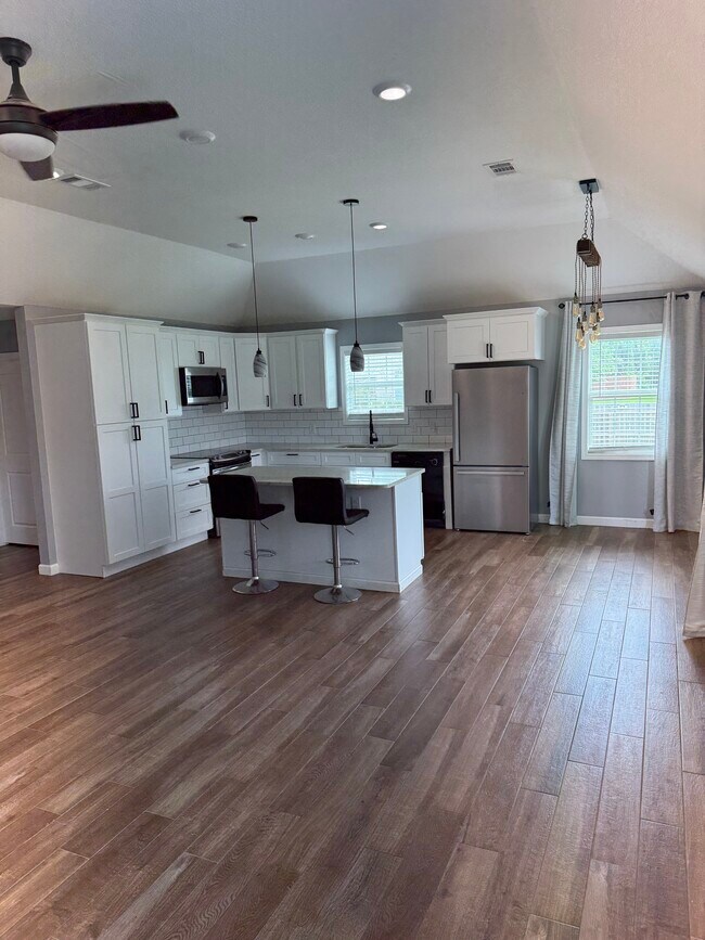 Foto del edificio - 701 Troy Cove