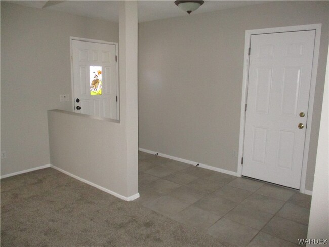 Building Photo - 2059 Bermuda Dr