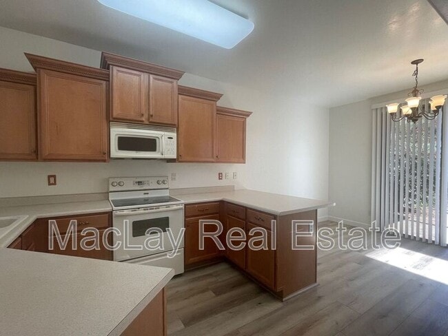 Photo - 16833 S Magenta Rd House