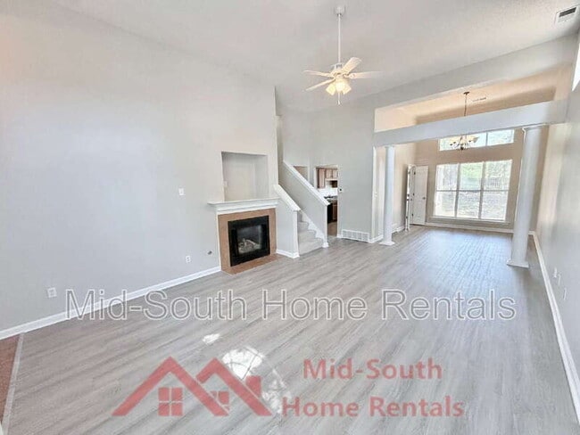 Building Photo - 11236 Wolf Woods Dr