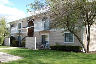 Building Photo - 429 S Silverwood Ln