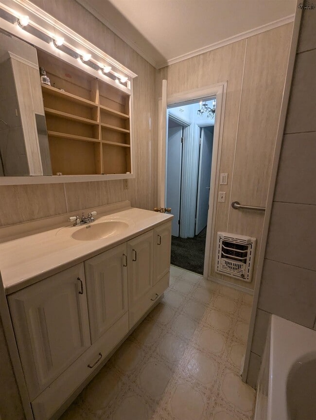 Building Photo - 1706 Katherine Dr