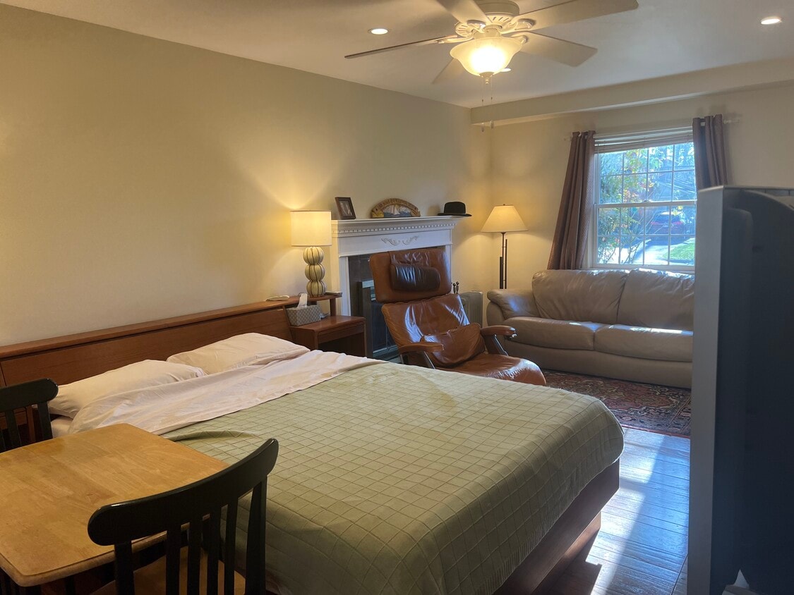 Foto principal - 6807 Buttermere Ln