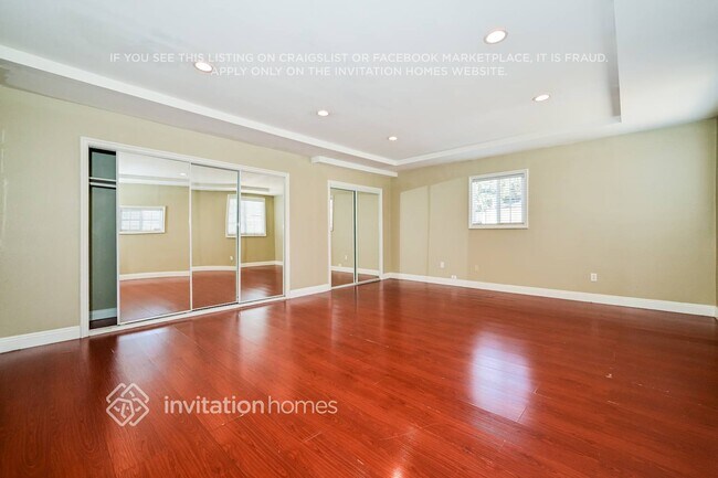 Foto del edificio - 7800 Radford Ave