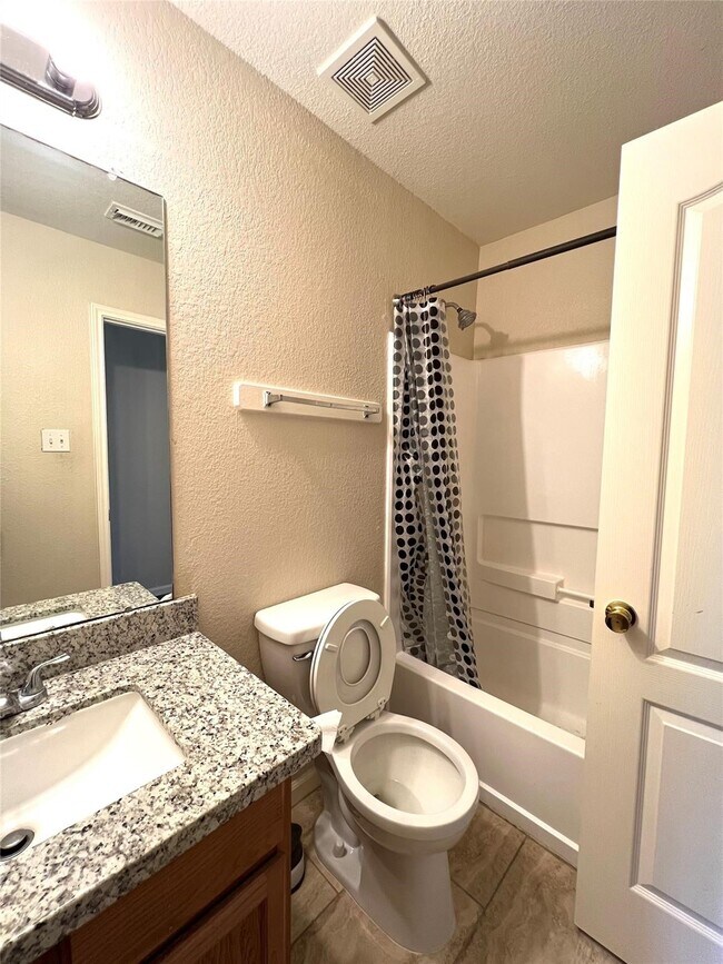 Building Photo - 20910 Lansing Ridge Ln