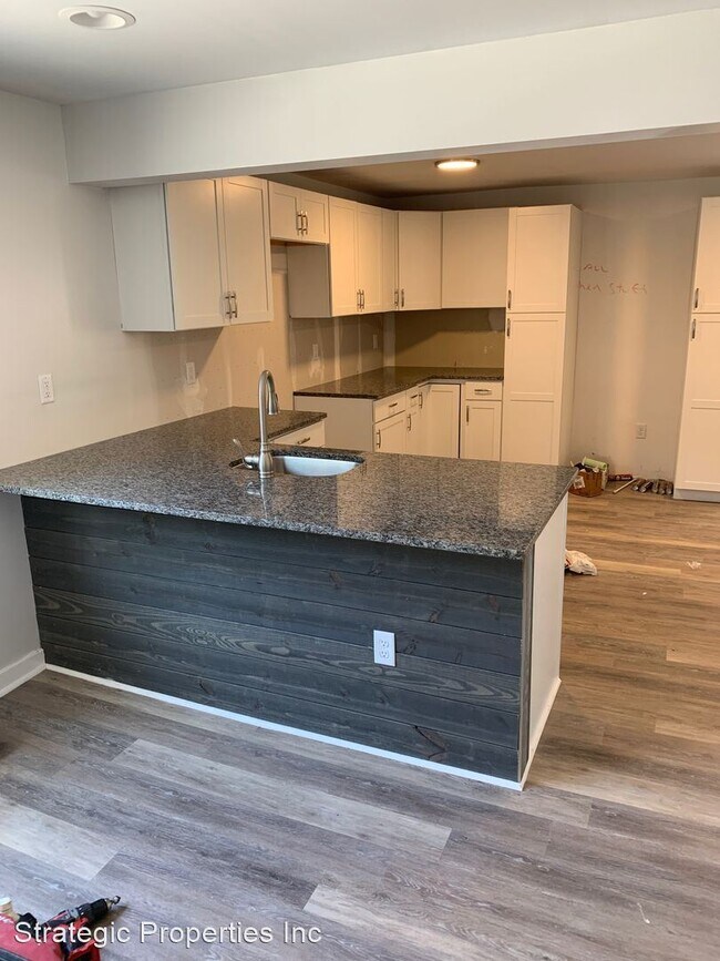 Foto del edificio - 3 br, 2 bath House - 245 Wade St