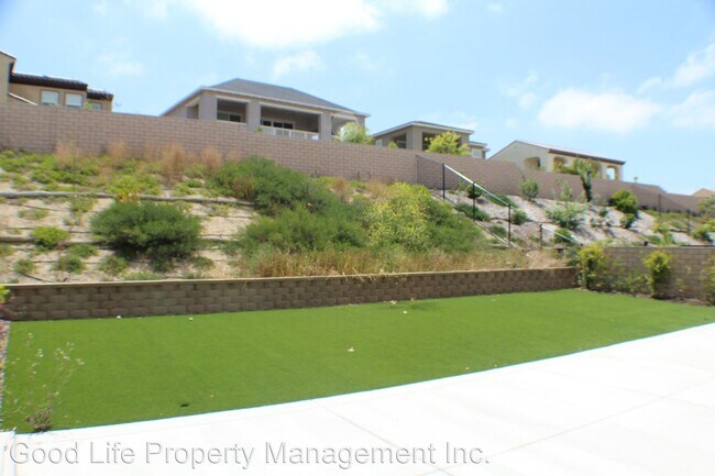 Building Photo - 4 br, 3.5 bath House - 6749 Kenmar Way