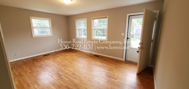 Photo - 2835 Quincy Dr House