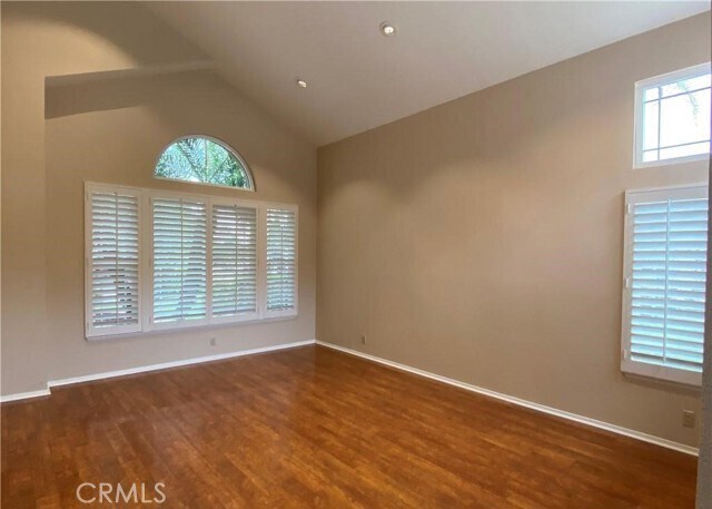 Building Photo - 915 N Plantation Ln