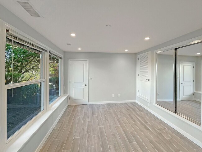 Building Photo - 1 br, 1 bath House - 9A Gordon Street