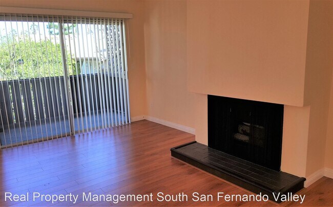 Foto del edificio - 14980 Victory Blvd