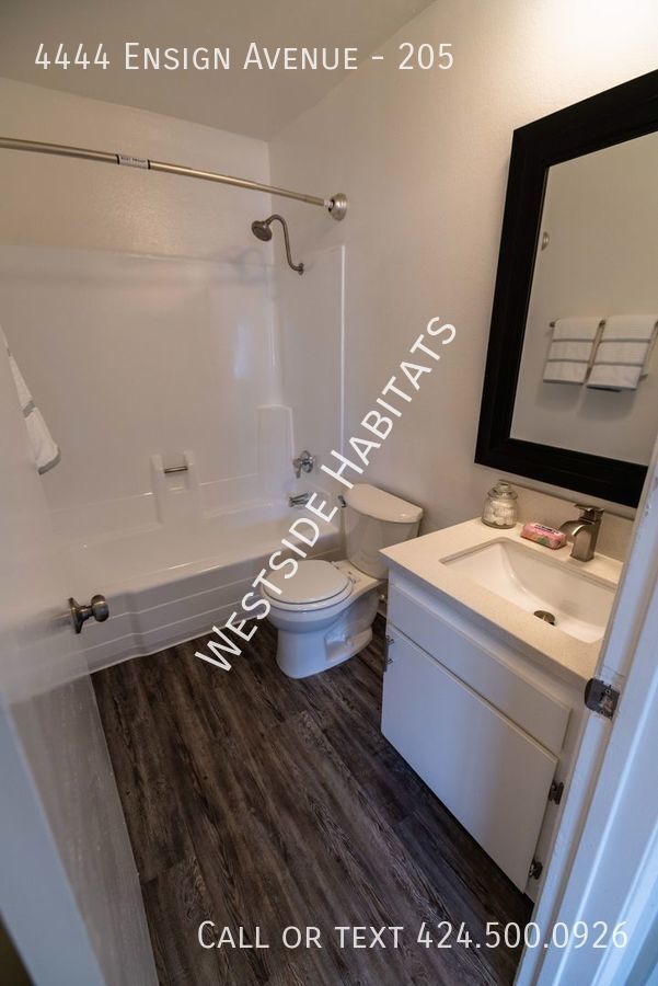 Foto del edificio - 4444 Ensign Ave