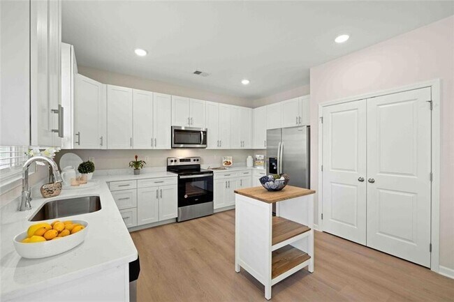 Foto del edificio - 3489 Fairview Rd