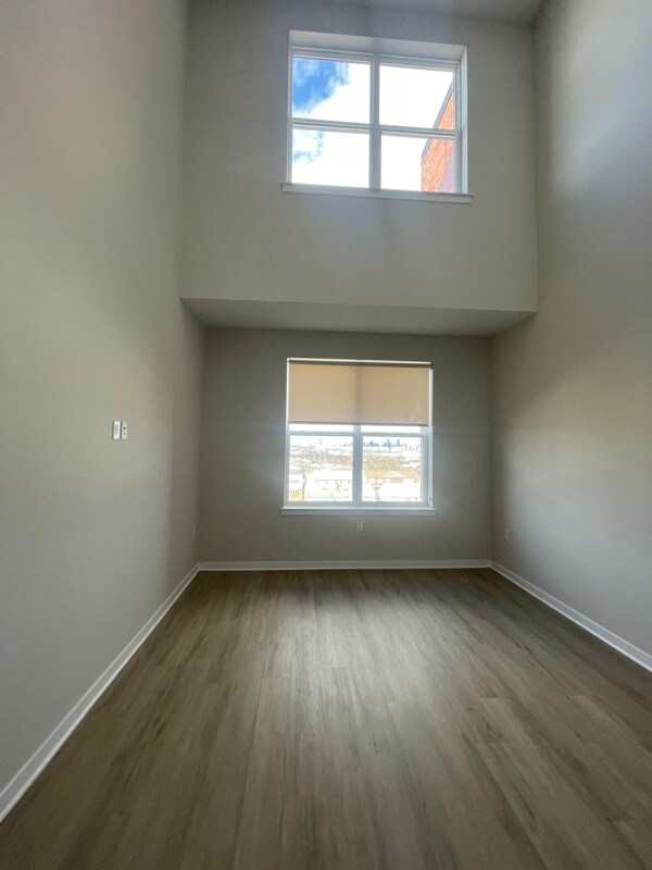 Foto del edificio - 155 Avenue F