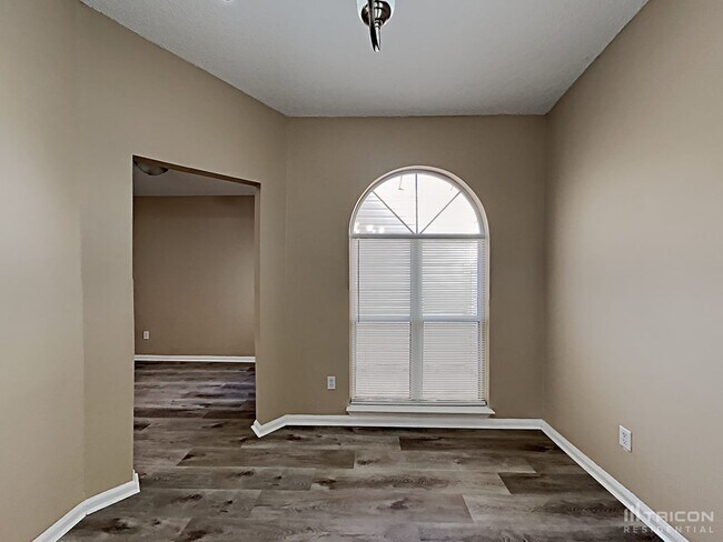 Foto del edificio - 3882 Bright Leaf Ct