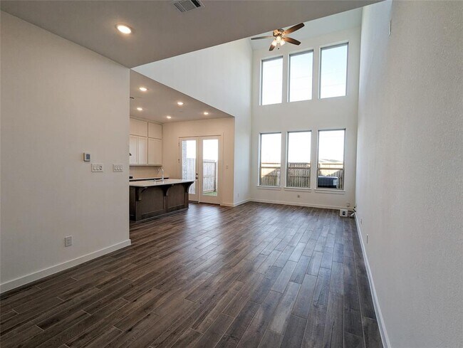 Foto del edificio - 6555 Scarlet Pond Ln