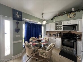 Building Photo - 1420 Cape Coral Pkwy W