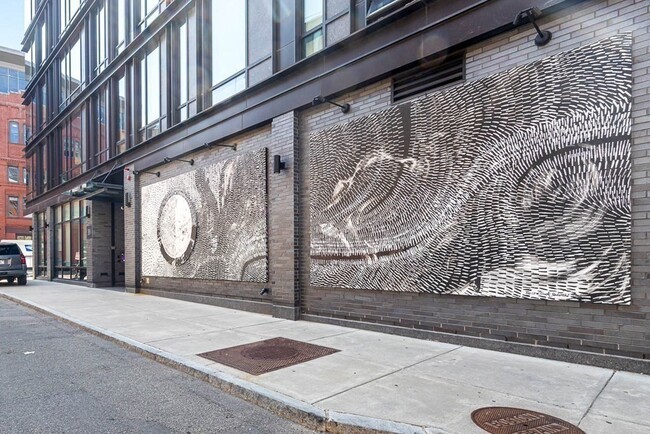 Building Photo - 10 Farnsworth St