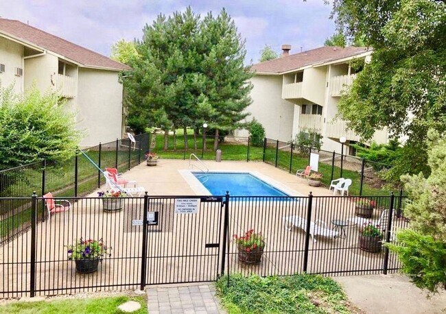 Foto del edificio - Pre-Lease Aug 2025 Remodeled 2 Bedroom 1 B...