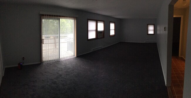 Huge 31 x 14 foot living room. - 211 Terry Ln