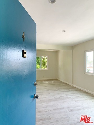 Building Photo - 1015 Grover Ave