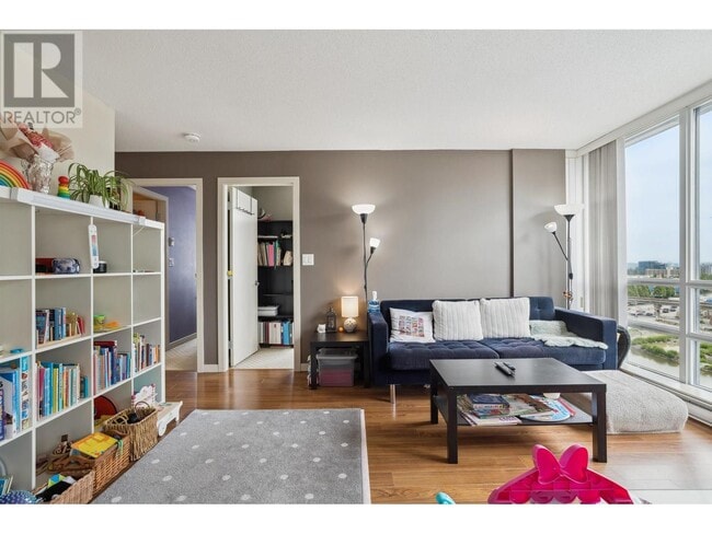 Building Photo - 3111-3111 Corvette Way