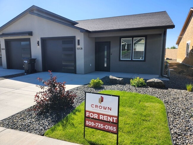 Building Photo - Gorgeous NEW CONSTRUCTION! w/Smart Home Te...