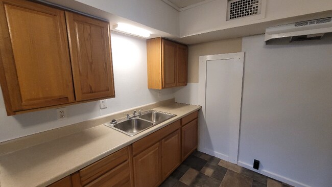 Foto del edificio - 410 Marian Ave