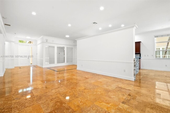 Foto del edificio - 5168 SW 157th Ave