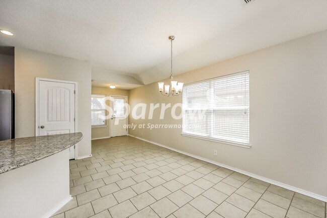 Building Photo - 8910 Double Oak