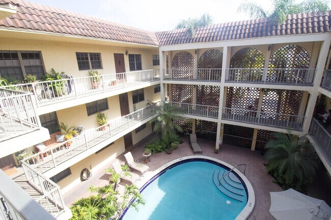 Foto del edificio - 917 NE 16th Ave