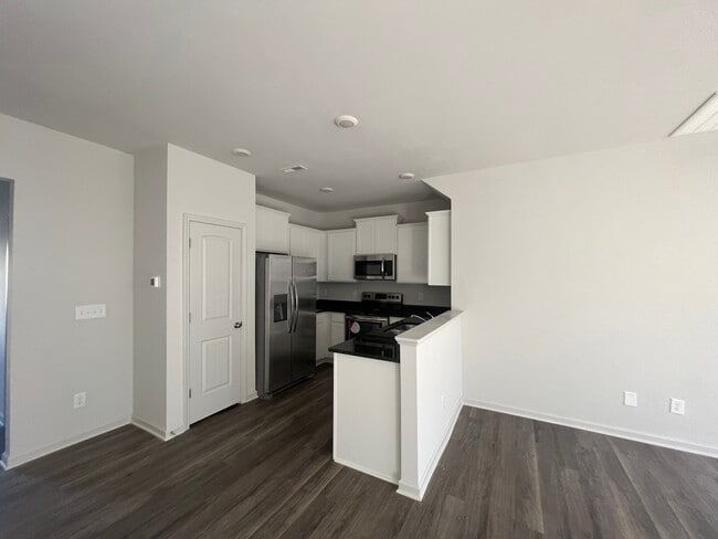 Foto del edificio - 2484 Ashton Park Ln