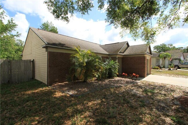 Building Photo - 1010 McCully Ct